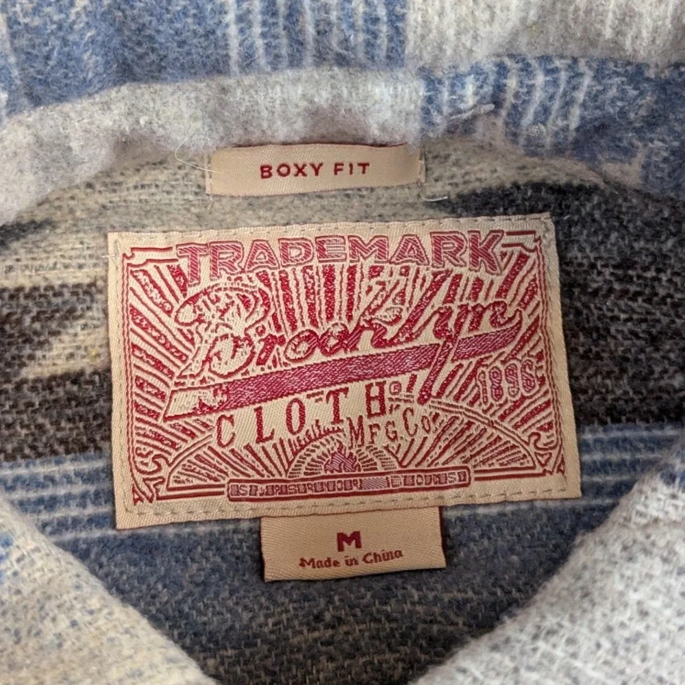 Brooklyn Cloth Mens Medium Boxy Aztec Southwestern Button Down Shirt Blue Tan‎